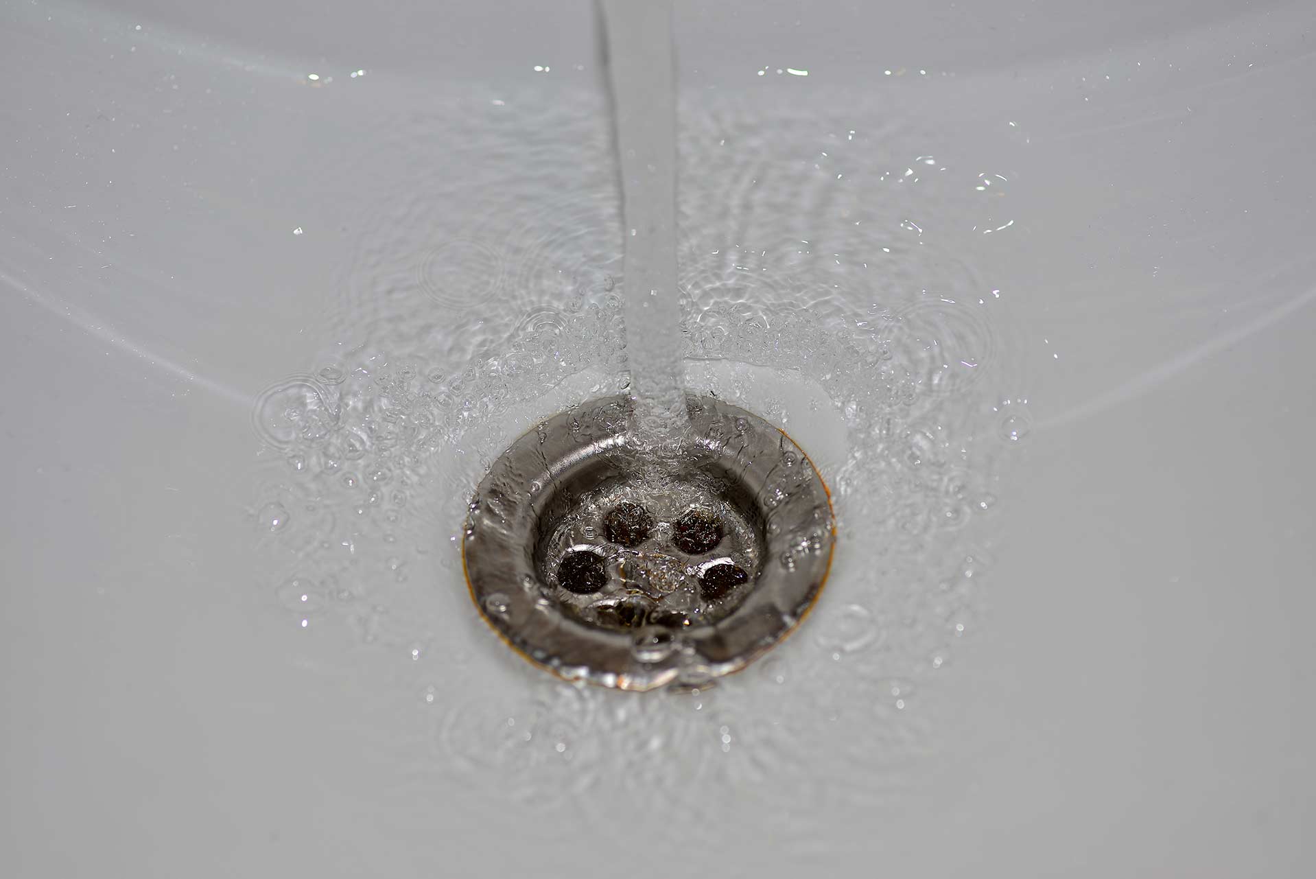 A2B Drains provides services to unblock blocked sinks and drains for properties in Bideford.